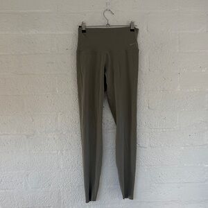 Nike sage Tone High-Rise Workout Leggings